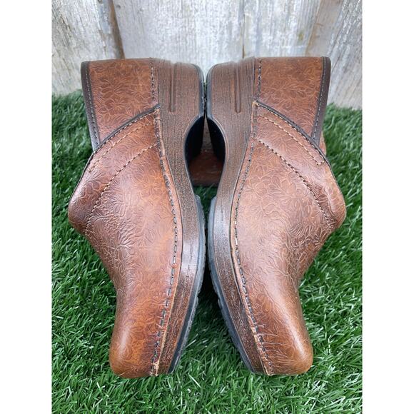 Dansko XP Professional Clogs Brown Tooled Floral Leather Clogs EU38 Women's 7.5 - Picture 7 of 8